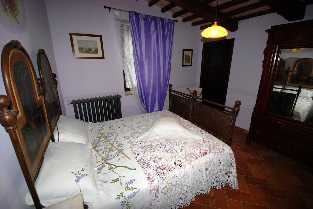 Residenza Di Paese Castello Del Poggio 호텔 페렌틸로 객실 사진