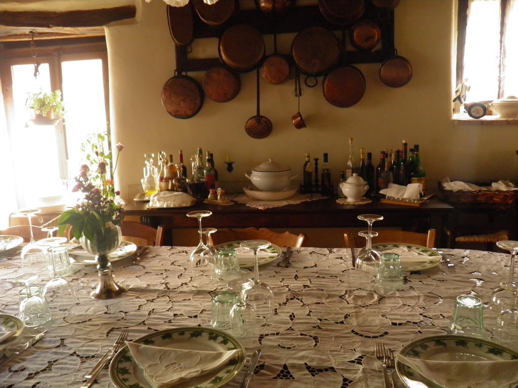 Residenza Di Paese Castello Del Poggio 호텔 페렌틸로 외부 사진