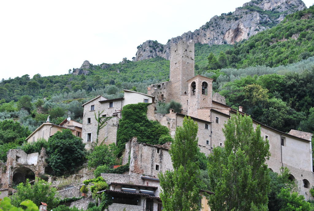 Residenza Di Paese Castello Del Poggio 호텔 페렌틸로 외부 사진